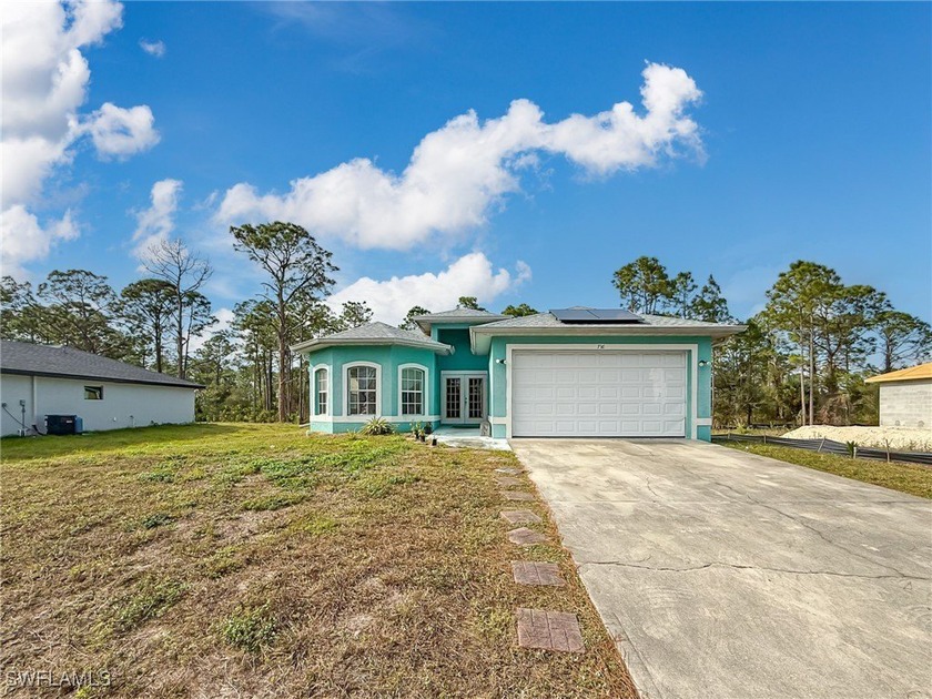 Check out this beautiful house located in East Lehigh Acres with - Beach Home for sale in Lehigh Acres, Florida on Beachhouse.com