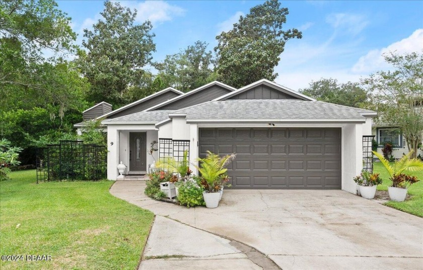 Located in the heart of Ormond Beach, this charming 3-bedroom - Beach Home for sale in Ormond Beach, Florida on Beachhouse.com