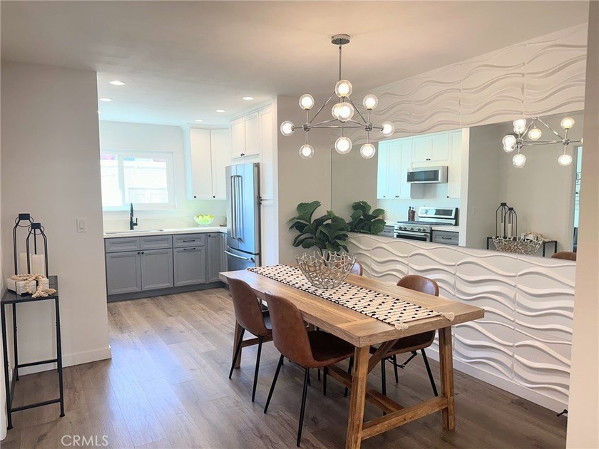 Tastefully remodeled 3 bedrooms + DEN.  One of the best location - Beach Townhome/Townhouse for sale in Rancho Palos Verdes, California on Beachhouse.com