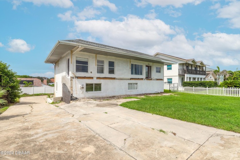 No flooding during Hurricane Milton! Motivated Seller!! Rare - Beach Home for sale in Ponce Inlet, Florida on Beachhouse.com