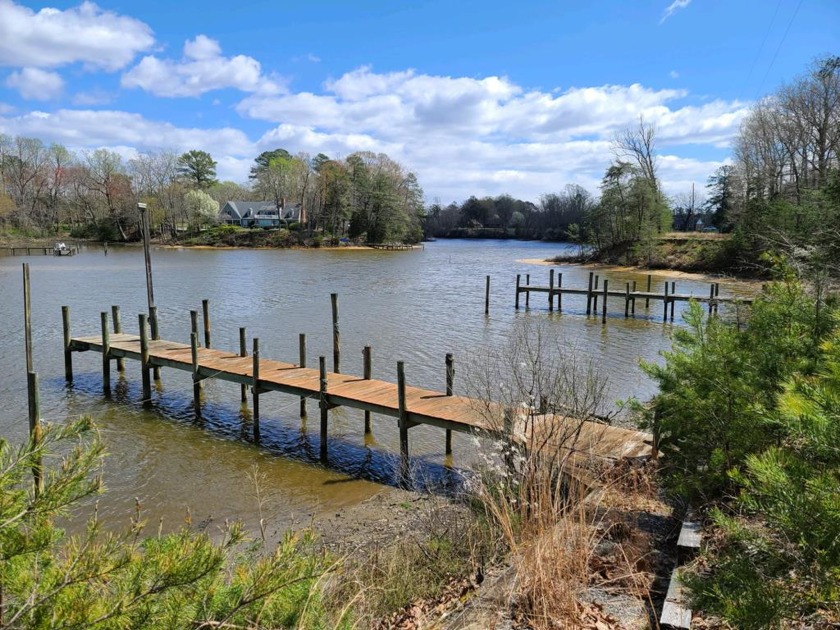 BEAUTIFUL LOT WITH WATER ACCESS - DEEP CREEK. 5 LOTS AVAILABLE - Beach Lot for sale in Lancaster, Virginia on Beachhouse.com