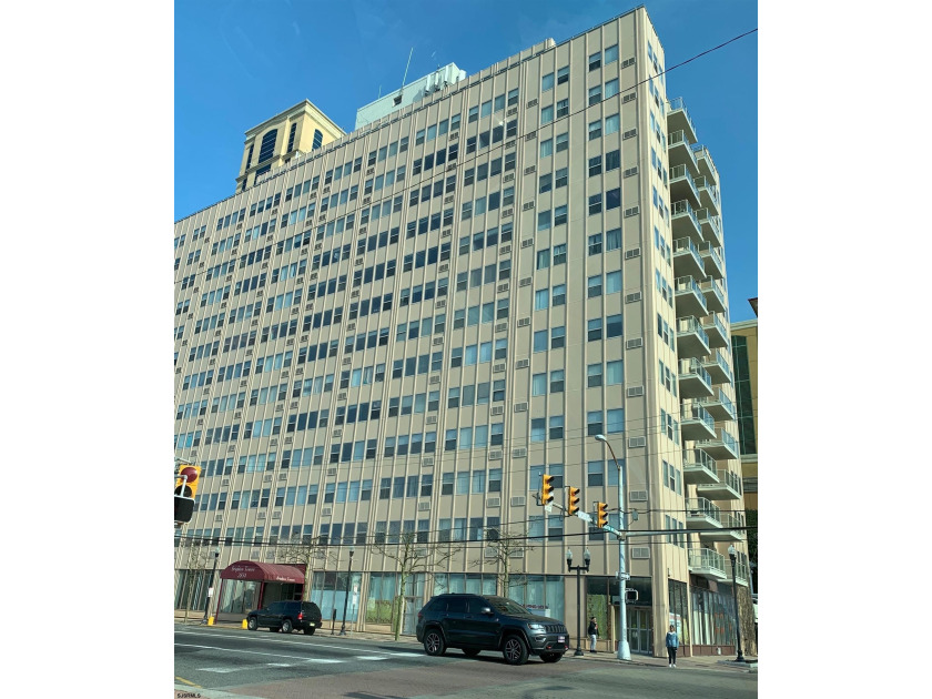 Spacious two-bedroom, one-bath condo with a large living room - Beach Condo for sale in Atlantic City, New Jersey on Beachhouse.com