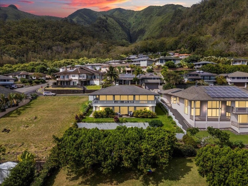 Enormous Breathtaking Maui Views from this Exclusive totally - Beach Home for sale in Wailuku, Hawaii on Beachhouse.com