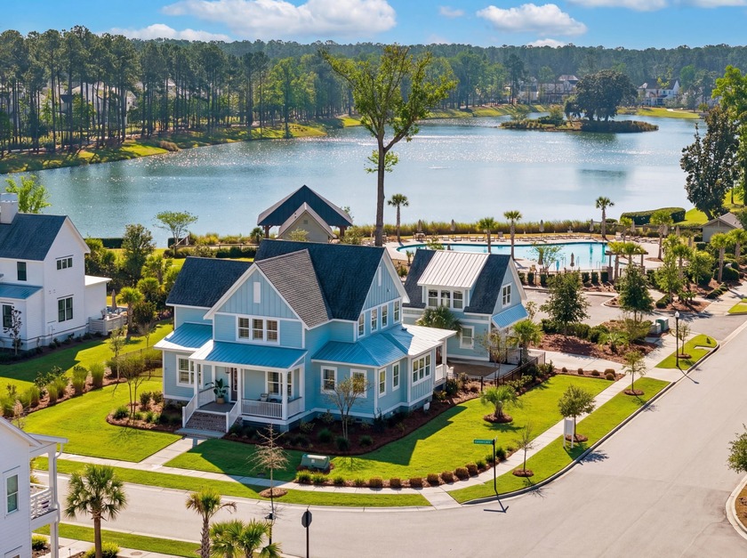 One-of-a-kind custom home on a large corner lot with total - Beach Home for sale in Mount Pleasant, South Carolina on Beachhouse.com