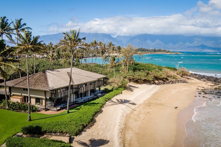 It has been over 8 years since a front-row beachfront single - Beach Condo for sale in Paia, Hawaii on Beachhouse.com