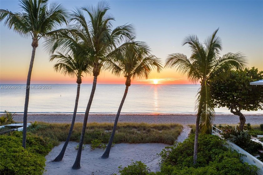 Direct oceanfront opportunity on one of Fort Lauderdale's most - Beach Home for sale in Fort Lauderdale, Florida on Beachhouse.com