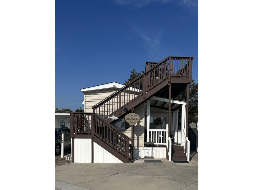 MOTIVATED SELLER!!!      Welcome to your perfect beach retreat - Beach Home for sale in Myrtle Beach, South Carolina on Beachhouse.com