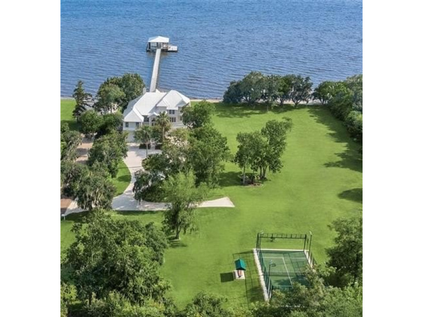 Vacation year-round in one of the most magnificent properties in - Beach Home for sale in Mandeville, Louisiana on Beachhouse.com