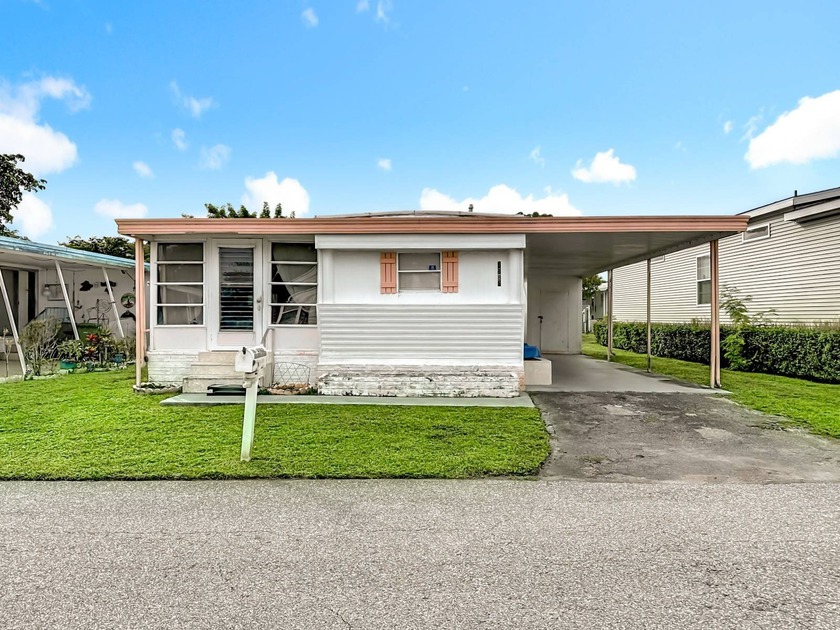 Welcome to effortless Florida living in this charming 1972 - Beach Home for sale in Margate, Florida on Beachhouse.com