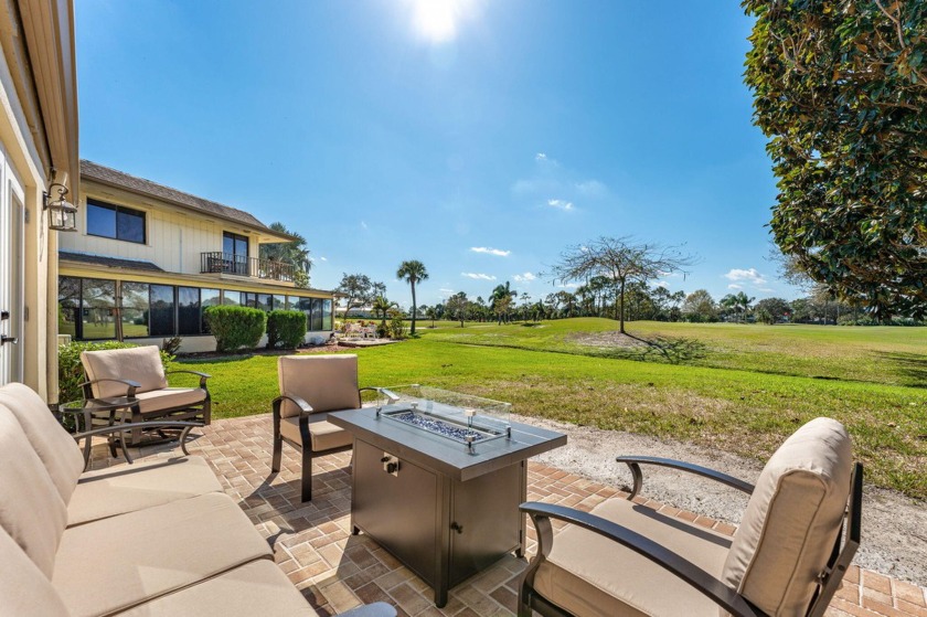 Welcome to the epitome of luxurious living in the heart of - Beach Townhome/Townhouse for sale in Melbourne, Florida on Beachhouse.com