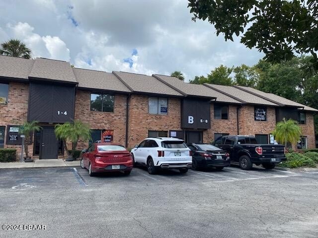 Three office suite with large waiting area that has a tastefully - Beach Commercial for sale in Ormond Beach, Florida on Beachhouse.com