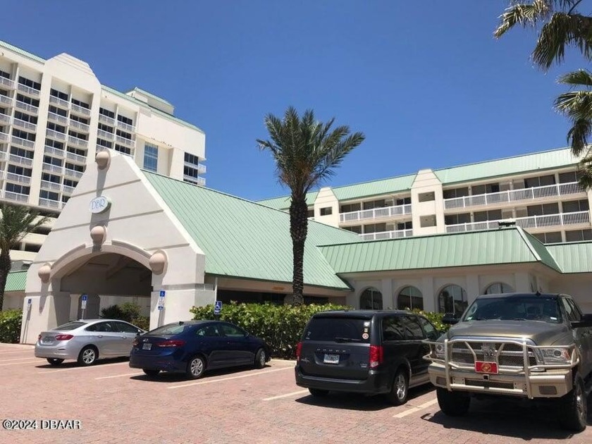 GREAT UNIT in a wonderful resort! Don't miss your chance to own - Beach Lot for sale in Daytona Beach, Florida on Beachhouse.com