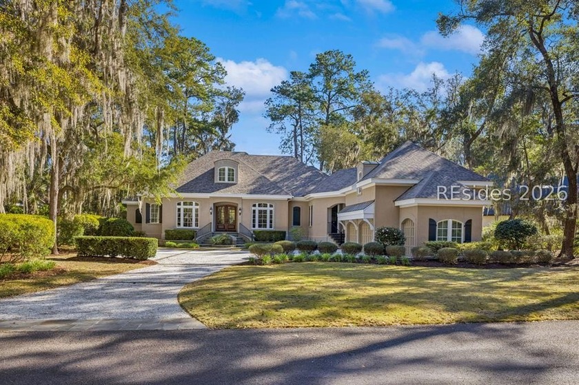 Welcome to 25 Ashley Hall Drive, ideally positioned within the - Beach Home for sale in Bluffton, South Carolina on Beachhouse.com