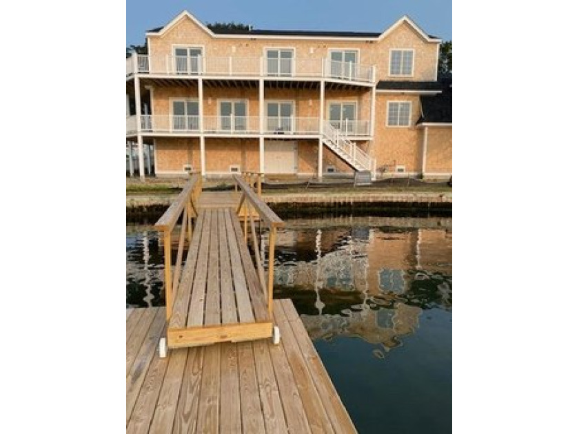 NEW CONSTRUCTION LOCATED ON THE HIGHLY DESIRABLE BASS RIVER WITH - Beach Home for sale in South Yarmouth, Massachusetts on Beachhouse.com