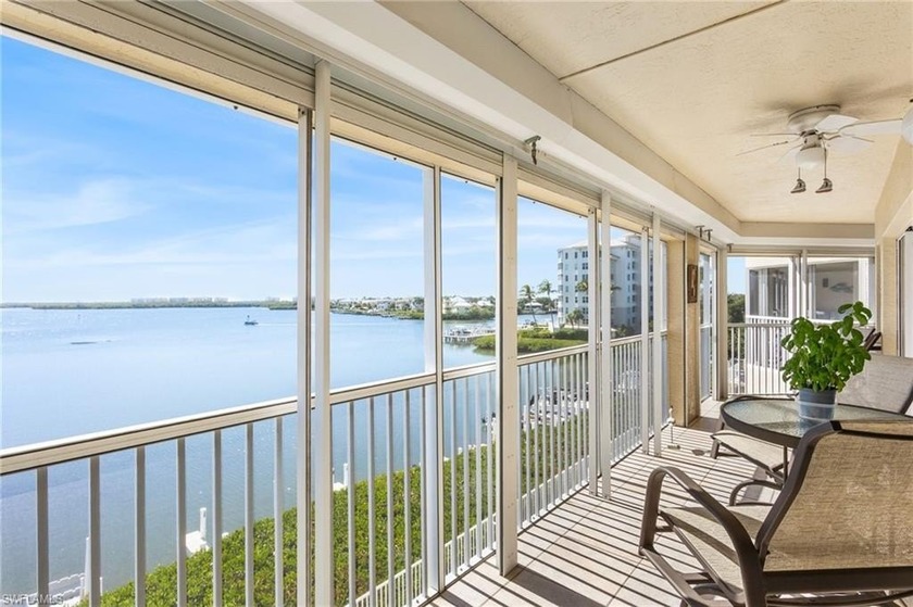~HICKORY BAY WEST BEAUTY~~STUNNING BAY VIEWS~~WALK TO - Beach Condo for sale in Bonita Springs, Florida on Beachhouse.com