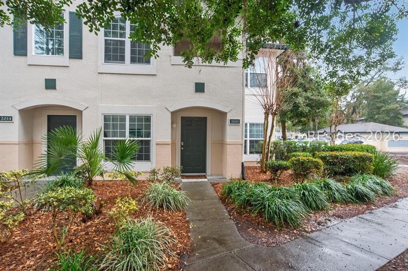 Located in the gated Plantation Point community, this 3 bedroom - Beach Condo for sale in Bluffton, South Carolina on Beachhouse.com