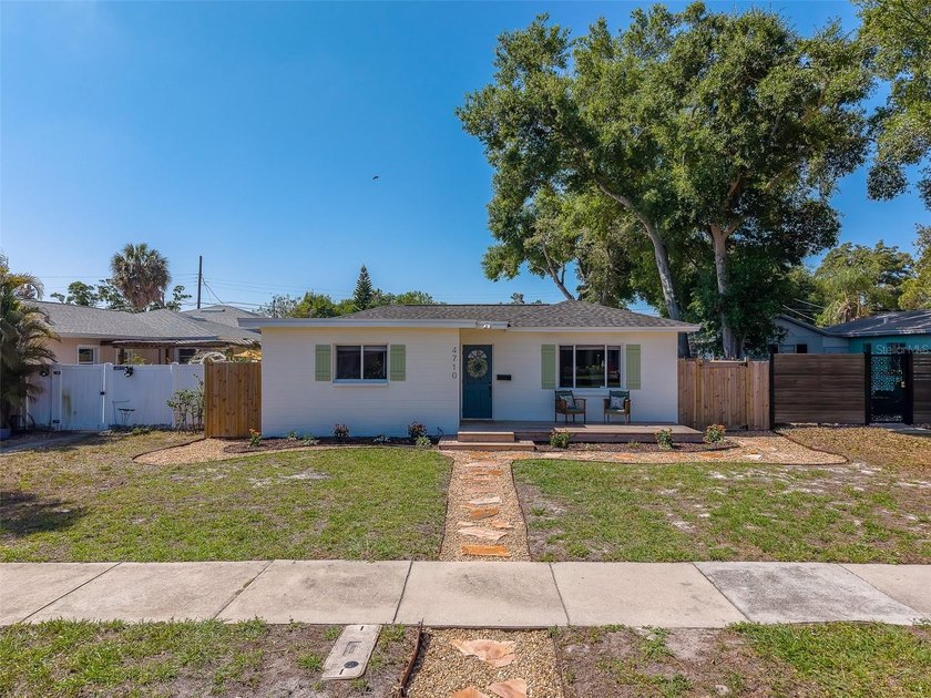 Under contract-accepting backup offers. Welcome to this - Beach Home for sale in St. Petersburg, Florida on Beachhouse.com