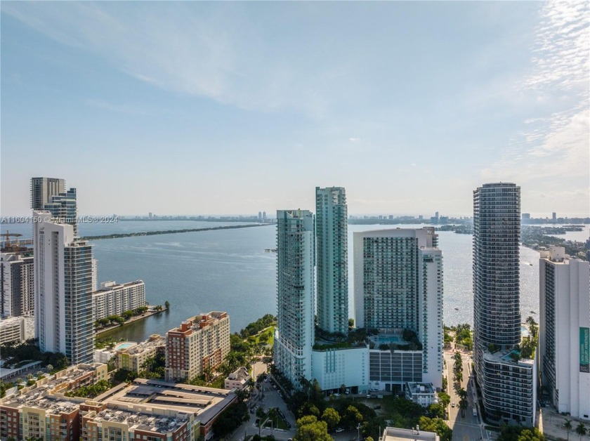 Extremely desirable Edgewater Bayfront corner unit offered with - Beach Condo for sale in Miami, Florida on Beachhouse.com