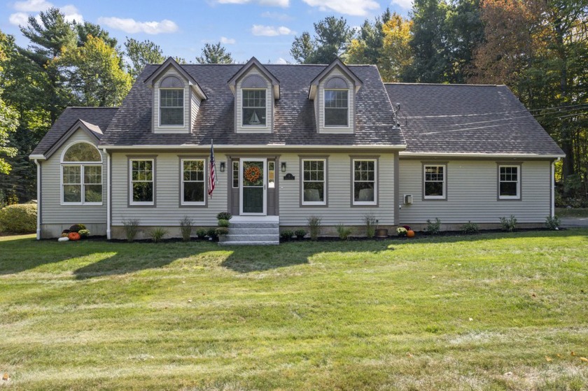 Welcome to 3 Graystone Lane, a beautifully updated home just 10 - Beach Home for sale in York, Maine on Beachhouse.com