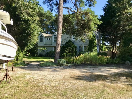 LOCATION! LOCATION! This is not a drive by for sure. Nicely - Beach Home for sale in Mashpee, Massachusetts on Beachhouse.com