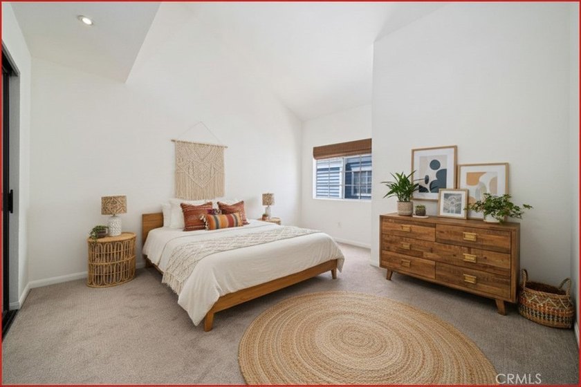 Welcome to this move-in-ready townhome in the desirable Wrigley - Beach Townhome/Townhouse for sale in Long Beach, California on Beachhouse.com