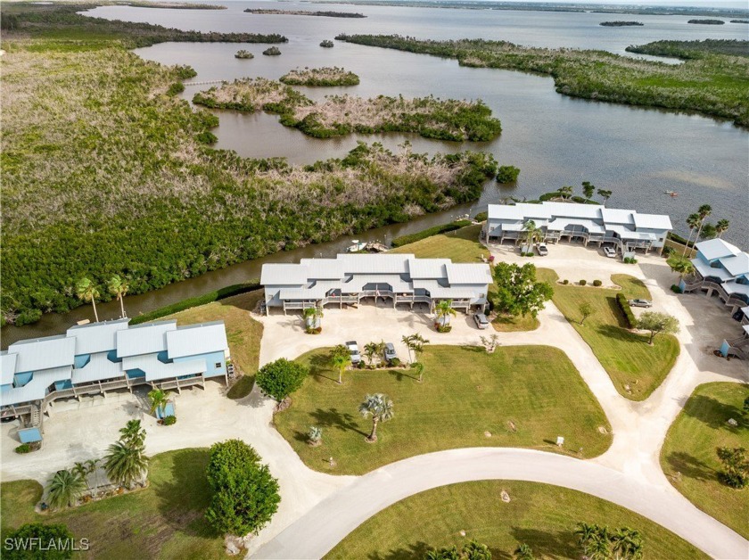 Stunning remodeled Blue Crab Key condominium. Expansive water - Beach Condo for sale in Bokeelia, Florida on Beachhouse.com