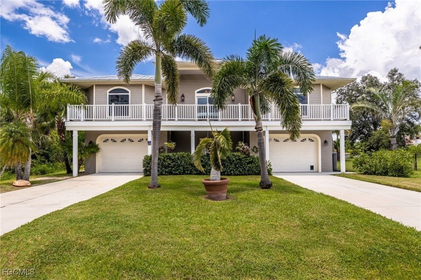 Luxury Waterfront Key West-Style Retreat on nearly 1/2 an acre - Beach Home for sale in Port Charlotte, Florida on Beachhouse.com