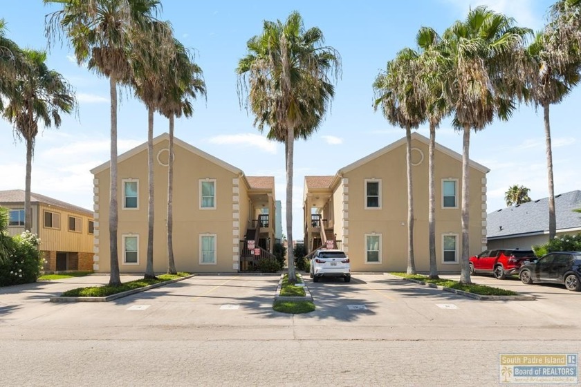 POSSIBLE OWNER FINANCE with approved credit! Welcome to this - Beach Condo for sale in South Padre Island, Texas on Beachhouse.com