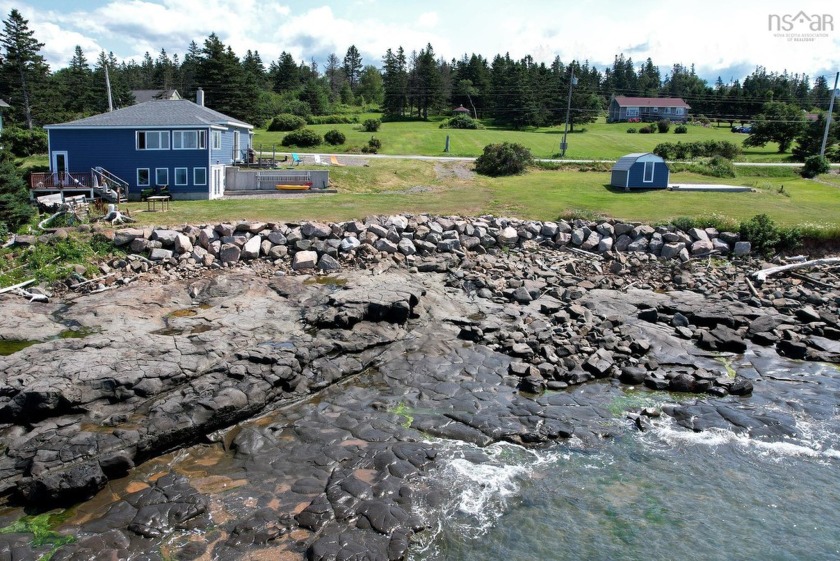 Dreaming of living in a spectacular seaside setting? This - Beach Home for sale in Port George,  on Beachhouse.com