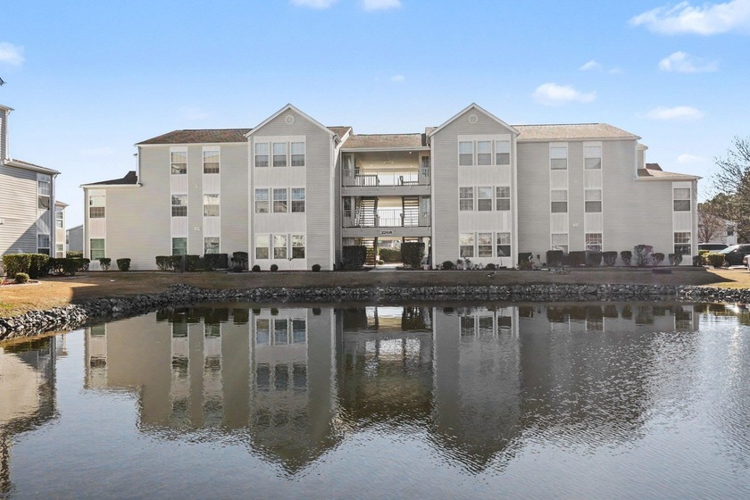 Welcome home to this 2nd floor, 3 bedroom 2 bathroom condo in - Beach Condo for sale in Surfside Beach, South Carolina on Beachhouse.com