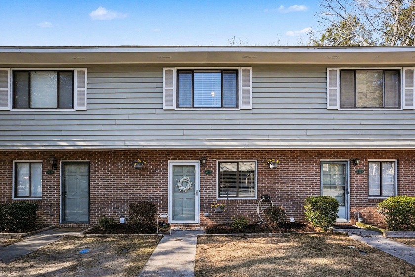 LOCATION LOCATION LOCATION! Charming 2 bedroom, 1.5 bath - Beach Townhome/Townhouse for sale in Murrells Inlet, South Carolina on Beachhouse.com