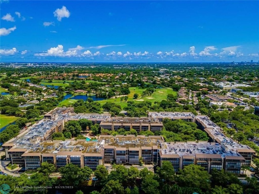 Step into this spacious 2-bedroom, 2.5-bath apartment where - Beach Condo for sale in Hollywood, Florida on Beachhouse.com