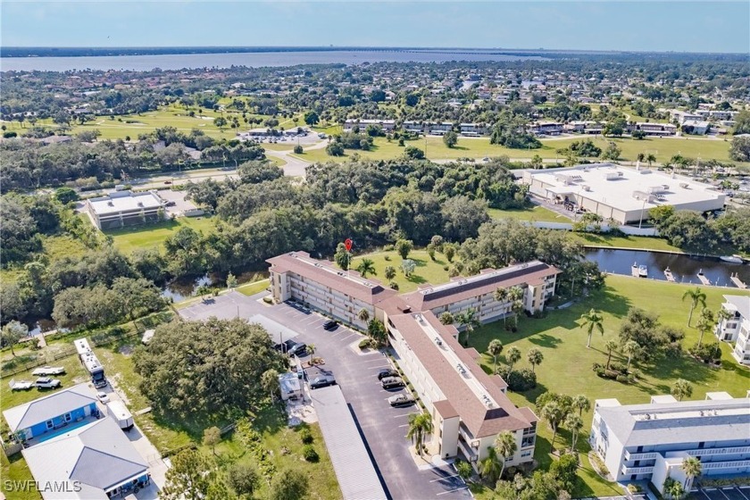 Welcome to a Serene 2 Bed/2 Full Bath Second-Floor Condo in a - Beach Condo for sale in North Fort Myers, Florida on Beachhouse.com