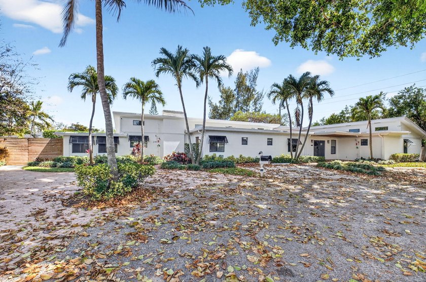 Exceptional One-Story Home in Delray Beach. Introducing an - Beach Home for sale in Delray Beach, Florida on Beachhouse.com