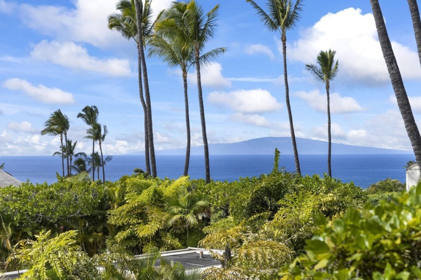 Situated on the prestigious Wailea Blue Golf Course with - Beach Condo for sale in Kihei, Hawaii on Beachhouse.com