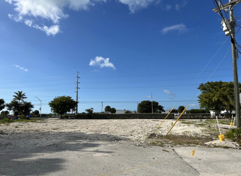 Vacant land. Excellent opportunity for investors or end users to - Beach Commercial for sale in Marathon, Florida on Beachhouse.com