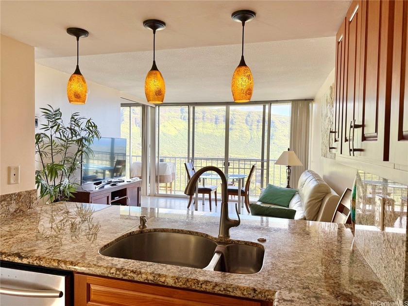 This is a true Penthouse located on the 20th floor with no units - Beach Condo for sale in Waianae, Hawaii on Beachhouse.com