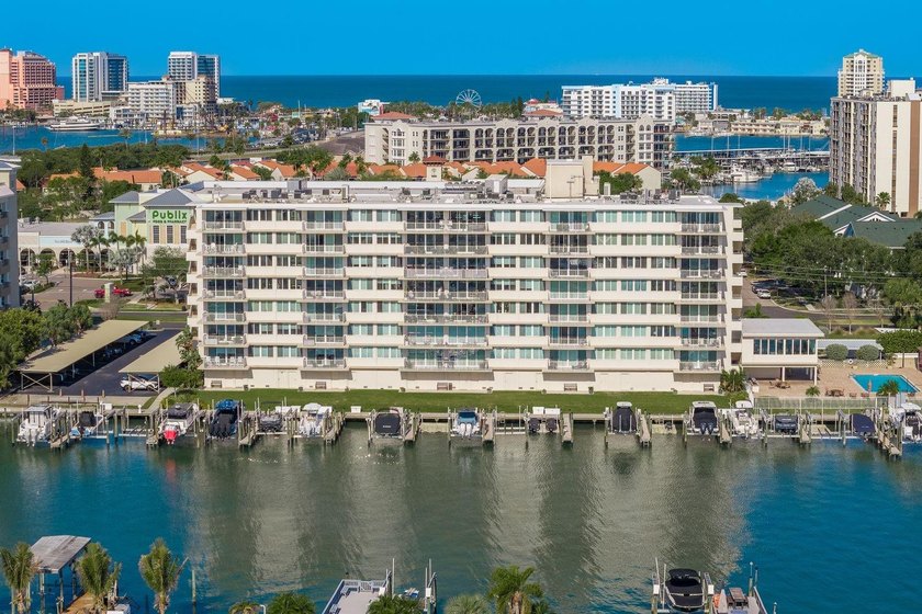 Waterfront community living at its finest! This beautifully - Beach Condo for sale in Clearwater Beach, Florida on Beachhouse.com