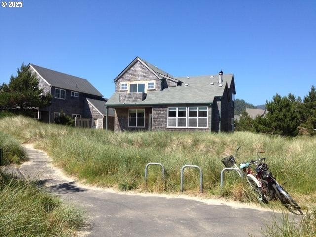 Short Term Rental License to transfer with sale. Nestled in the - Beach Home for sale in Pacificcity, Oregon on Beachhouse.com