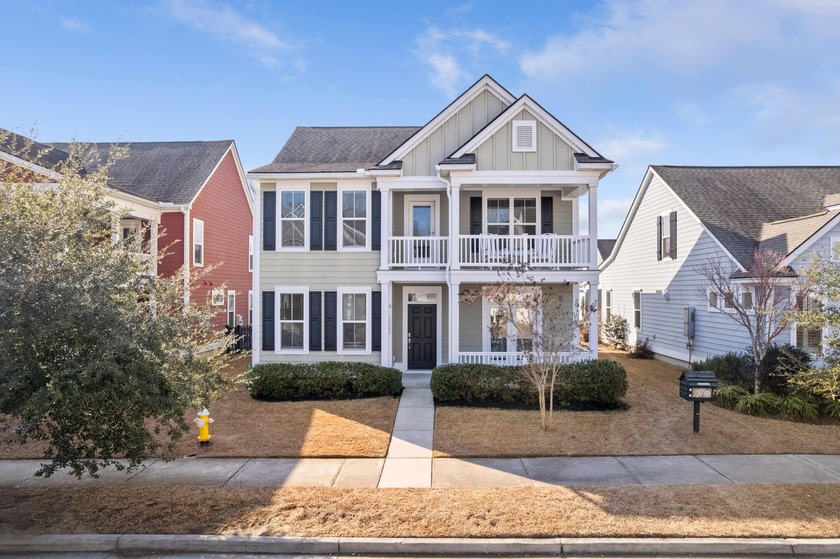 If you love the timeless elegance of Charleston architecture - Beach Home for sale in Charleston, South Carolina on Beachhouse.com