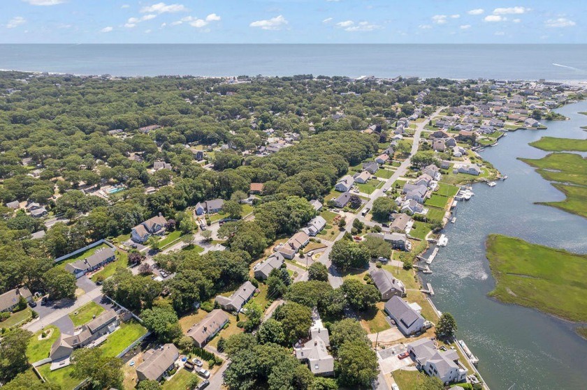 Discover the potential of this charming fixer upper in a - Beach Home for sale in South Yarmouth, Massachusetts on Beachhouse.com