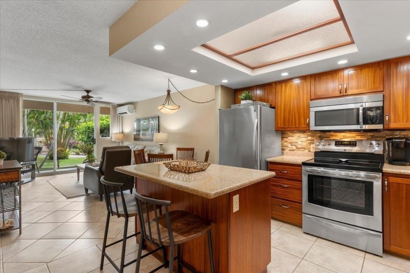 Don't miss this beautifully renovated 1-bedroom, 2-bath - Beach Condo for sale in Kihei, Hawaii on Beachhouse.com