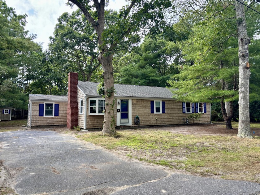 Charming 3 Bedroom, 1 Bath Home Near Seagull Beach! This - Beach Home for sale in West Yarmouth, Massachusetts on Beachhouse.com