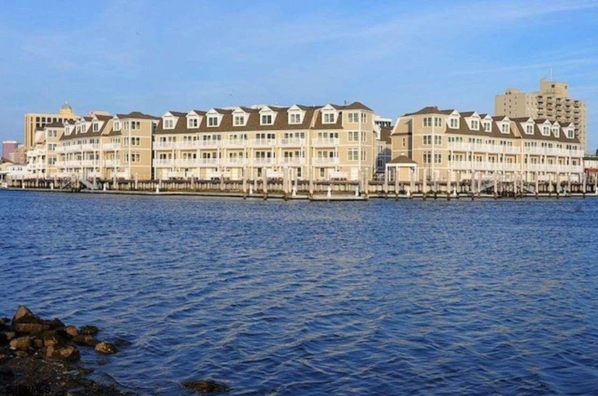 lovely water front views boaters delight 30 ft slip  rent out - Beach Condo for sale in Atlantic City, New Jersey on Beachhouse.com
