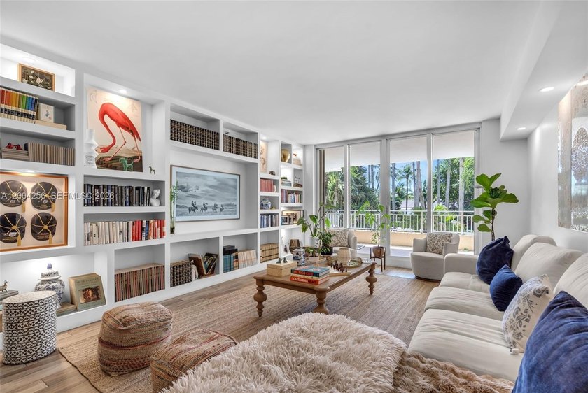 Spacious 3BD/3BA residence offering 2,510 SF in the highly - Beach Condo for sale in Key Biscayne, Florida on Beachhouse.com