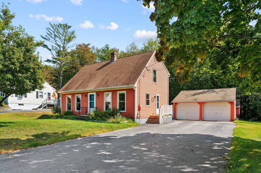 Charming and well-maintained 3-bedroom, 2-bath home located in a - Beach Home for sale in Portland, Maine on Beachhouse.com