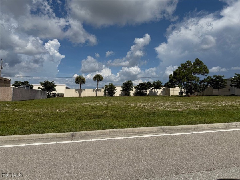 THIS IS A 3 LOT SITE 130 X 135 SEWER AND WATER IN PLACE READY TO - Beach Commercial for sale in Cape Coral, Florida on Beachhouse.com