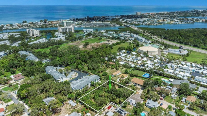 Do you really want to build or rebuild your house on a tiny lot - Beach Lot for sale in Largo, Florida on Beachhouse.com