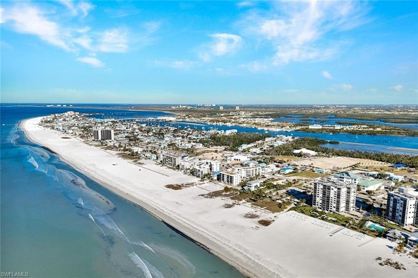 Location! Location! Location! Rarely available Gulf-front condo - Beach Condo for sale in Fort Myers Beach, Florida on Beachhouse.com