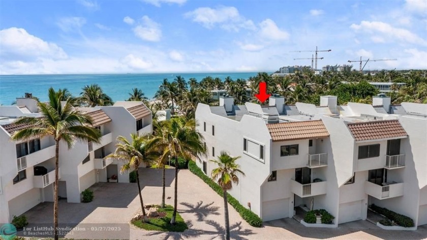 Rarely available 3BR/3.5BA townhome located in an exclusive - Beach Condo for sale in Hillsboro Beach, Florida on Beachhouse.com
